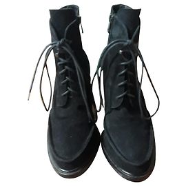Botines Ann Demeulemeester de piel de ciervo negros