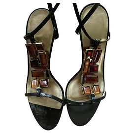 Salvatore Ferragamo Sandali da sera con gemme