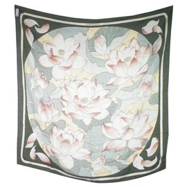 Quadratische Hermes Lotusblume - Hermès
