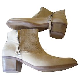 Autre Marque Stiefeletten aus Leder beige