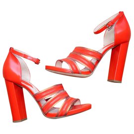 Elie Saab Sandalen aus Leder Rot