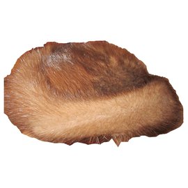 Cappello in visone marrone chiaro - Autre Marque