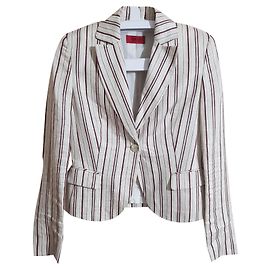 Blazer Hugo Boss de lino a rayas