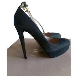 Prada Stöckelpumps Nubuk Anthrazitgrau