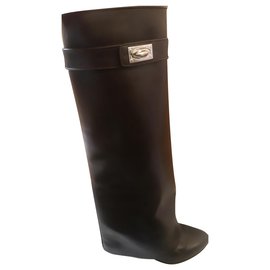 Botas Shark Givenchy de piel marrón