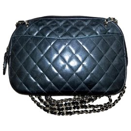 Borsa Chanel Camera in Pelle di Agnello Verde Scuro