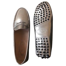 Tod's leather loafers silvery