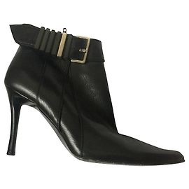 Stivaletti neri in pelle con fibbia Bottega Veneta