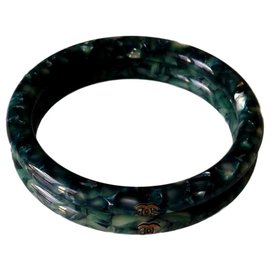 Pulseras Chanel verde oliva