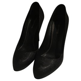 Sergio Rossi Pumps aus schwarzem Leder 38 IT