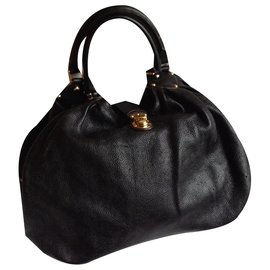 Borsa a mano Louis Vuitton Mahina GM in pelle nera