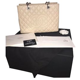 Borsa a mano Chanel Grandshopping in pelle beige
