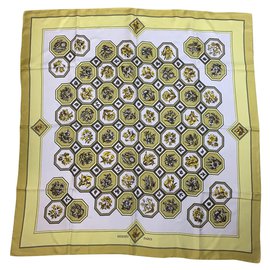 Hermès Seidentuch Carrelages Gelb 90x90 cm