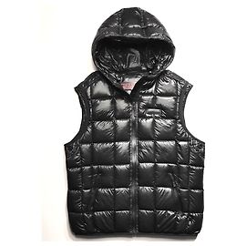 Piumino Burberry con cappuccio nero in nylon