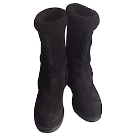 Botas Louis Vuitton de piel de ciervo negras