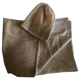 Hermès Cashmere H Logo Scarf Beige