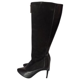 Botas de tacón de aguja Armani Collezioni en ante y cuero negro