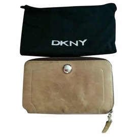 Portafoglio DKNY in pelle beige - Dkny