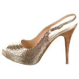 Giuseppe Zanotti Décolleté con cinturino metallico