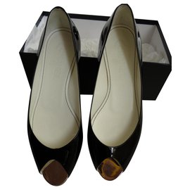 Chanel Zapatillas de Ballet en Charol Negro 39