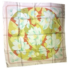 Sciarpa di seta Hermès Verde Arancione Gialla Blu