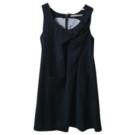 Vestido negro Gestuz de lana Talla 40
