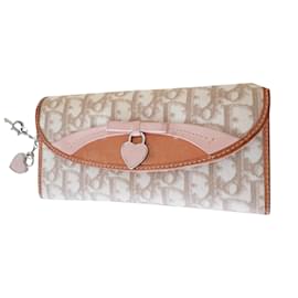 Dior WOC Wallet On Chain in pelle color eggshell