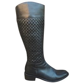 stivali intrecciati Max Mara p 36
