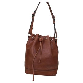 Borsa Louis Vuitton Noé GM in pelle Epi Corallo