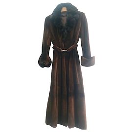 Rebecca Langer Rasierter Nerzmantel Cognac