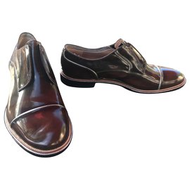Derby Fratelli Rosseti in pelle laccata marrone