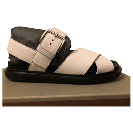 Sandali Marni Fussbett in pelle bianca 36