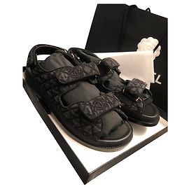 Chanel Spartan Dad Sandalen dunkelgrau Stoff 41