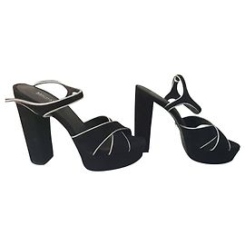 Sandali Michael Kors in pelle nera