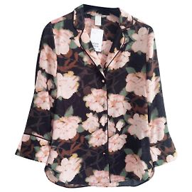 Autre Marque Nuevo con etiqueta. Camisa estilo pijama con estampado floral con botones cubiertos y detalles de ribete. tamaño 32 fr. Adecuado para talla XS.