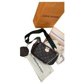 Louis Vuitton Multipochette