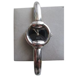 Reloj Gucci Horsebit Acero Esfera Negra