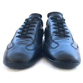 Tod's Gommino Turnschuhe aus schwarzem Leder