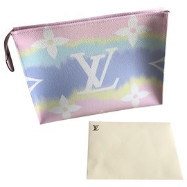 Clutch Louis Vuitton PO 26 in pelle rosa