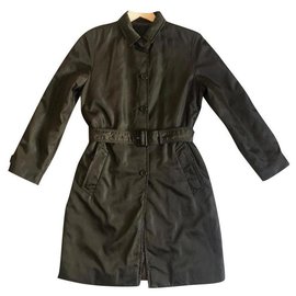 Gabardina Prada de nylon verde oliva