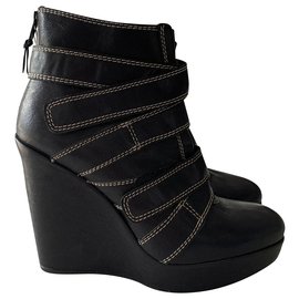 Stivaletti con tacco a zeppa Stuart Weitzman in pelle nera