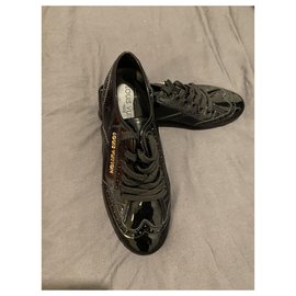 Zapatillas Louis Vuitton Negras de Piel Charol