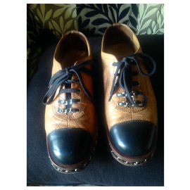 Zapatos con cordones Chanel