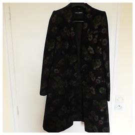 Abrigo Dolce & Gabbana de lana negro con motivos florales