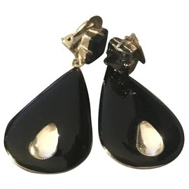 Orecchini Giorgio Armani in acciaio nero