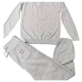 Chanel Hosenanzug aus Kaschmir Grau
