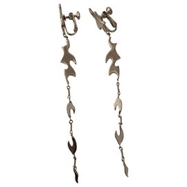 Pendientes Dior de acero plateado