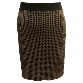 Falda midi Armani de pata de gallo en lana gris oscuro
