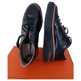 Sneakers Hermès Polo in vernice nera