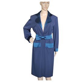 Robe Yves Saint Laurent en laine bleu marine
